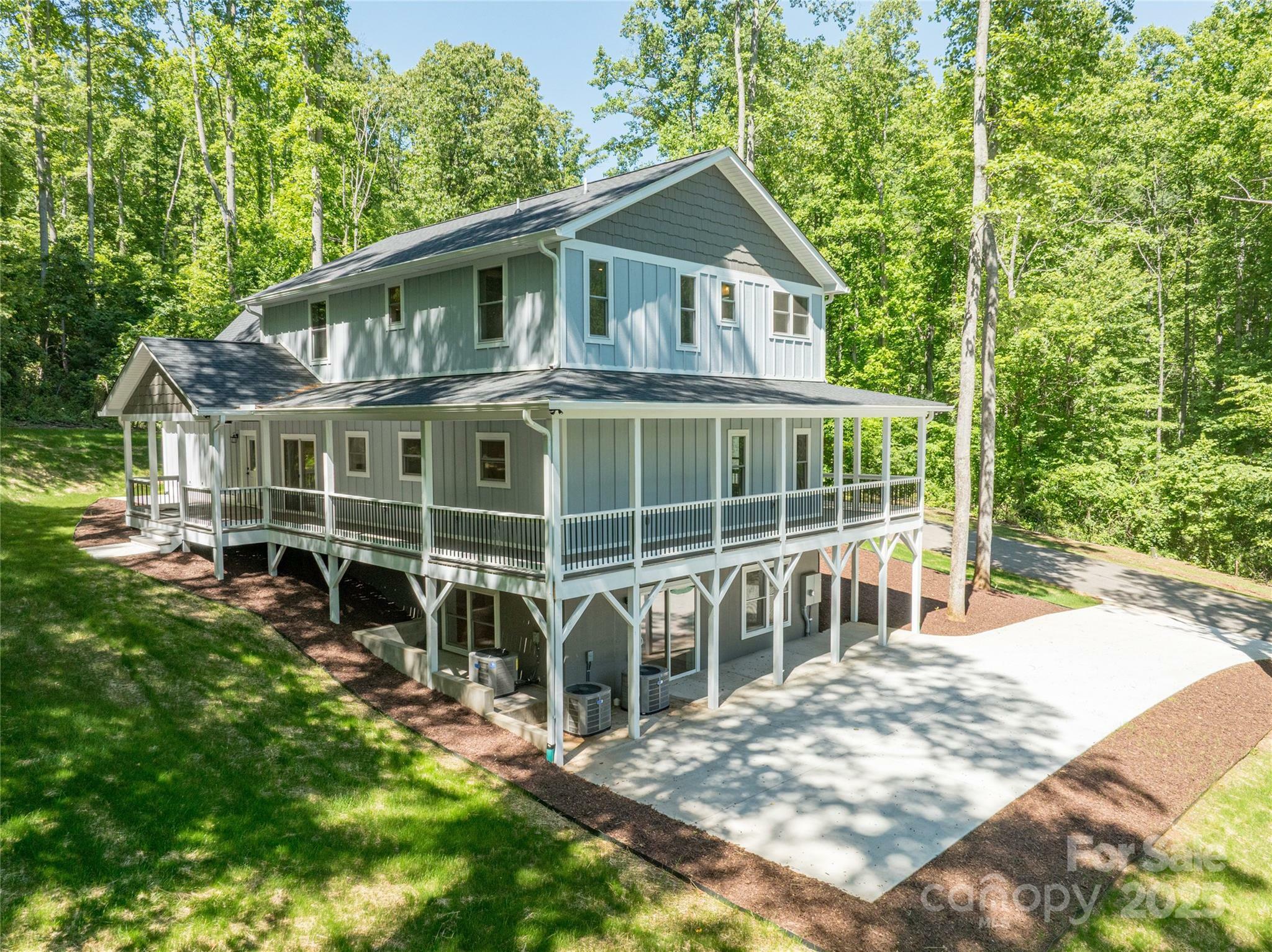 Property Photo: 68 Bamboo Trail NC 28715