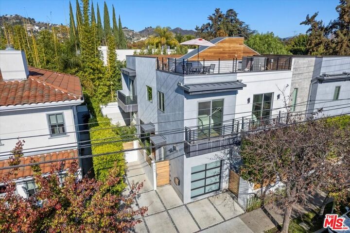 Property Photo:  8149 Waring Ave  CA 90046 
