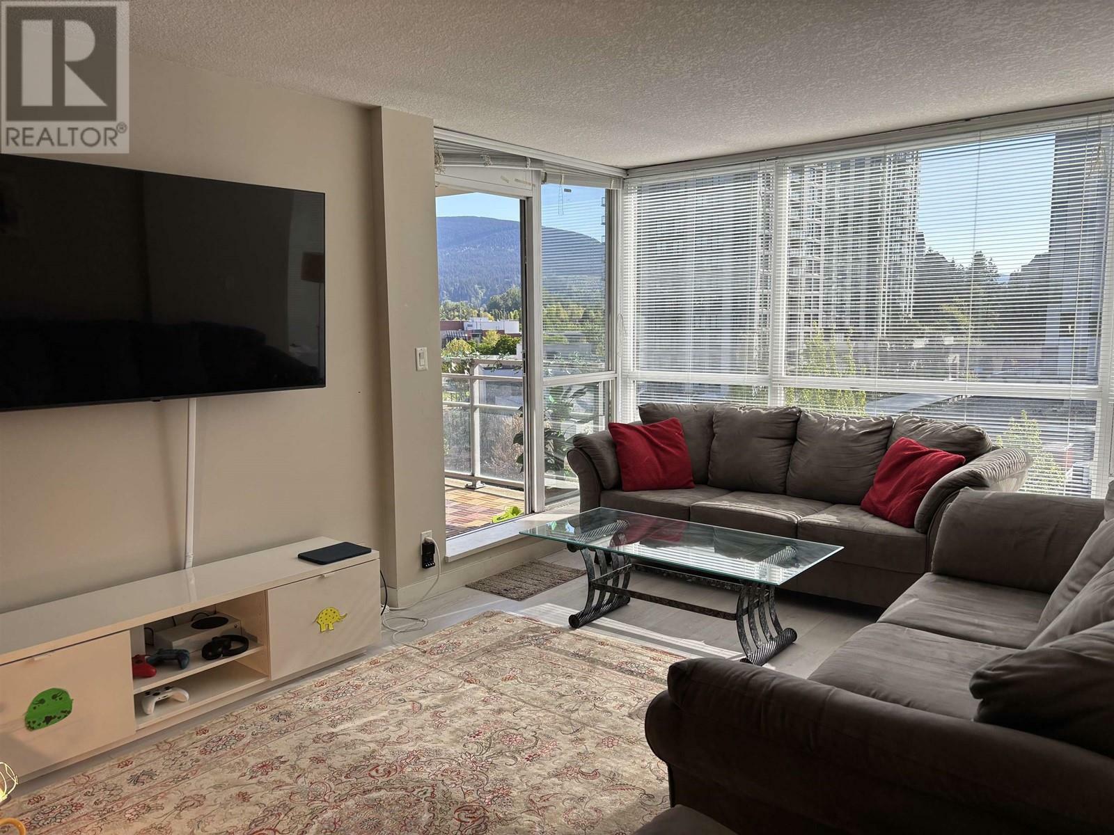 Property Photo:  2978 Glen Drive 904  BC V3B 0C3 
