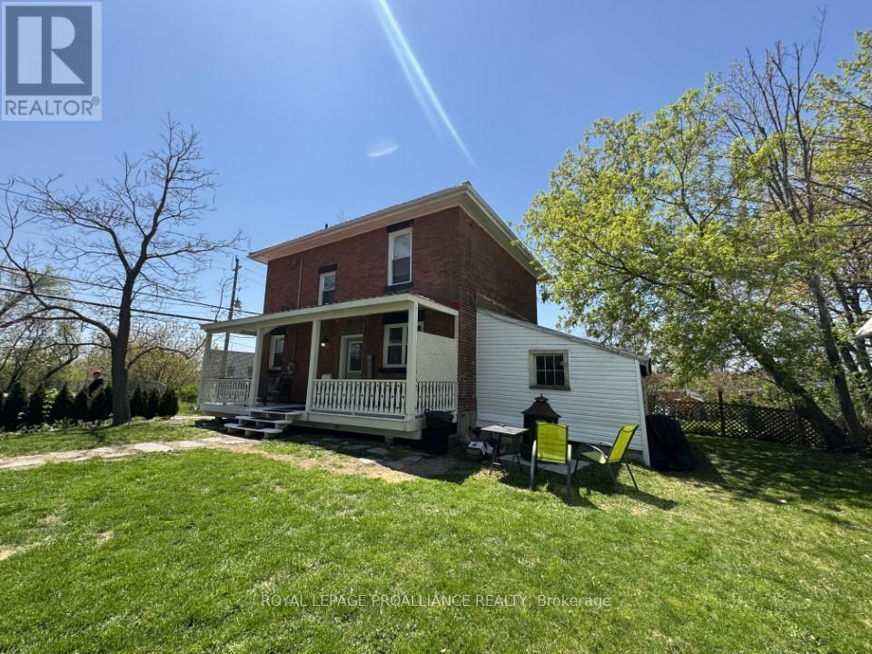Property Photo: 17 Madoc Street ON K0K 2M0