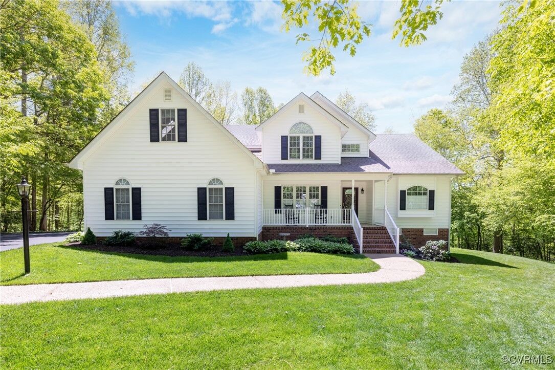 Property Photo:  2029 Valley Springs Circle  VA 23139 
