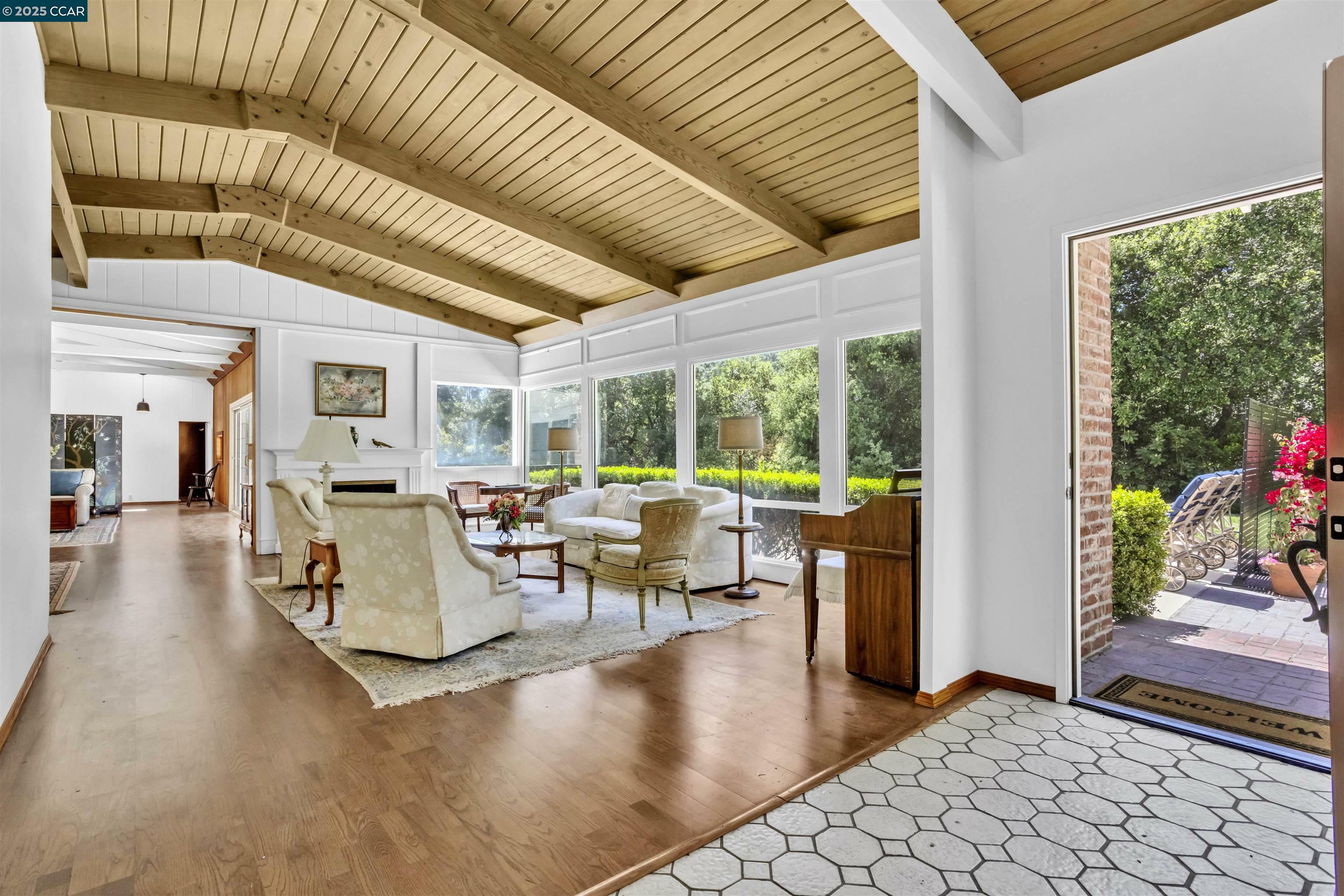 18 Van Tassel Ln  Orinda CA 94563 photo