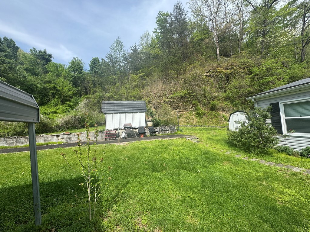 Property Photo: 369 Little Creek Road KY 41501