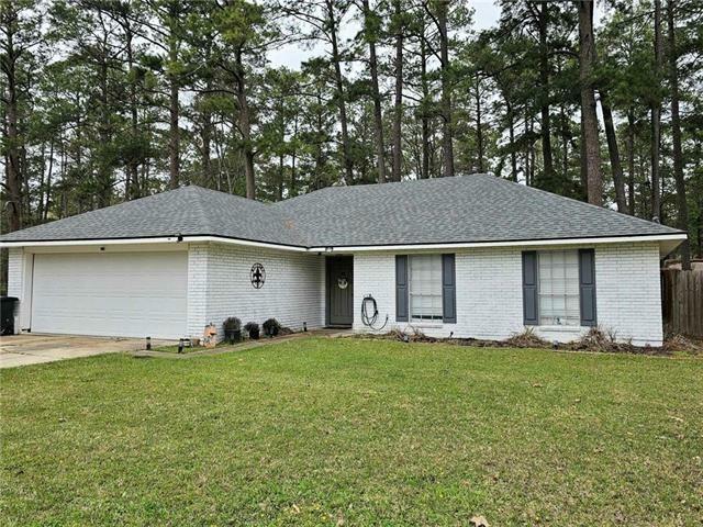 Property Photo: 152 Huntington Dr LA 71360