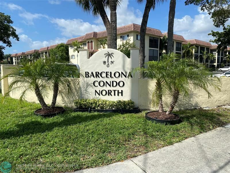 251 S Cypress Rd 105  Pompano Beach FL 33060 photo
