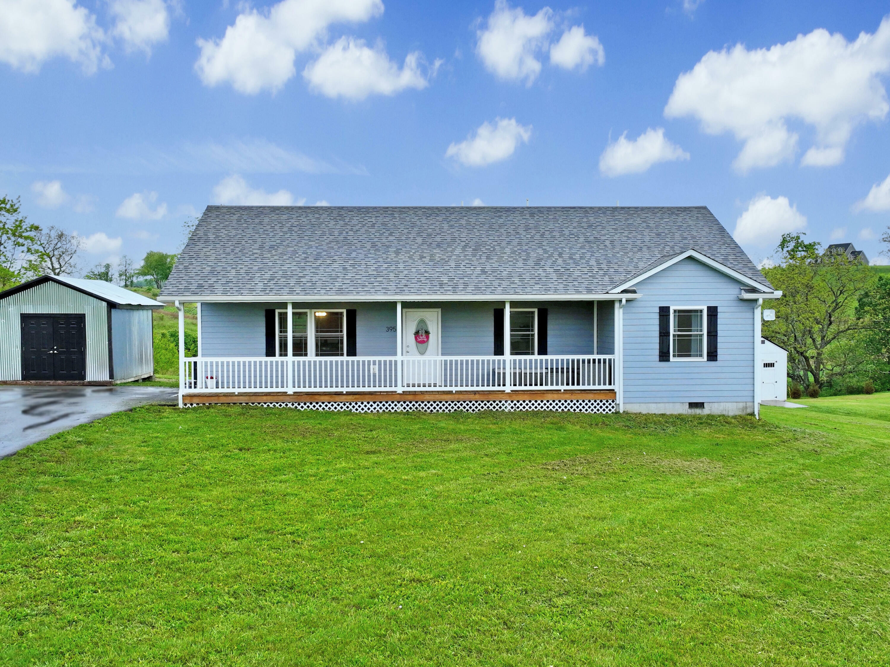 395 Pinnacle Dr  Lewisburg WV 24901 photo