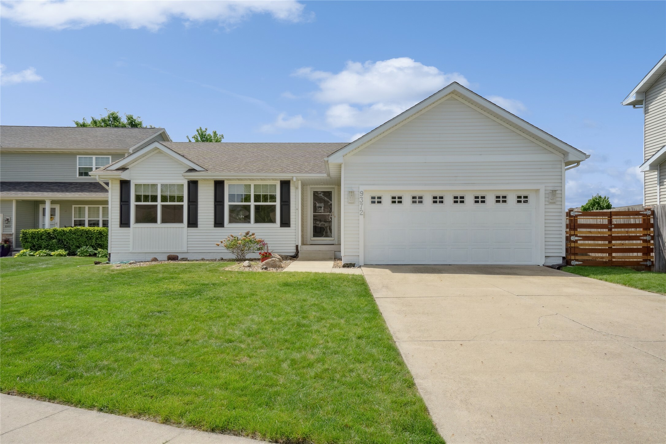 Property Photo: 9372 Fairview Drive IA 50266