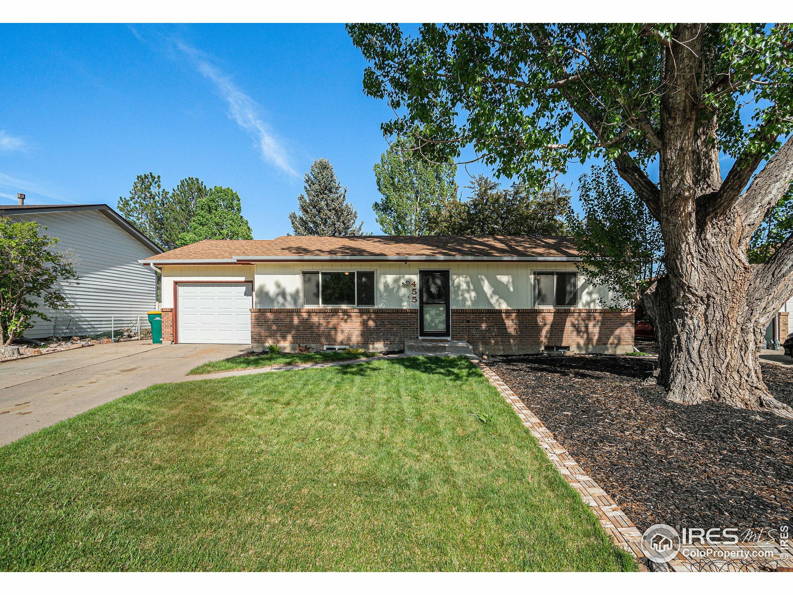 Property Photo: 455 Spruce Ave CO 80615