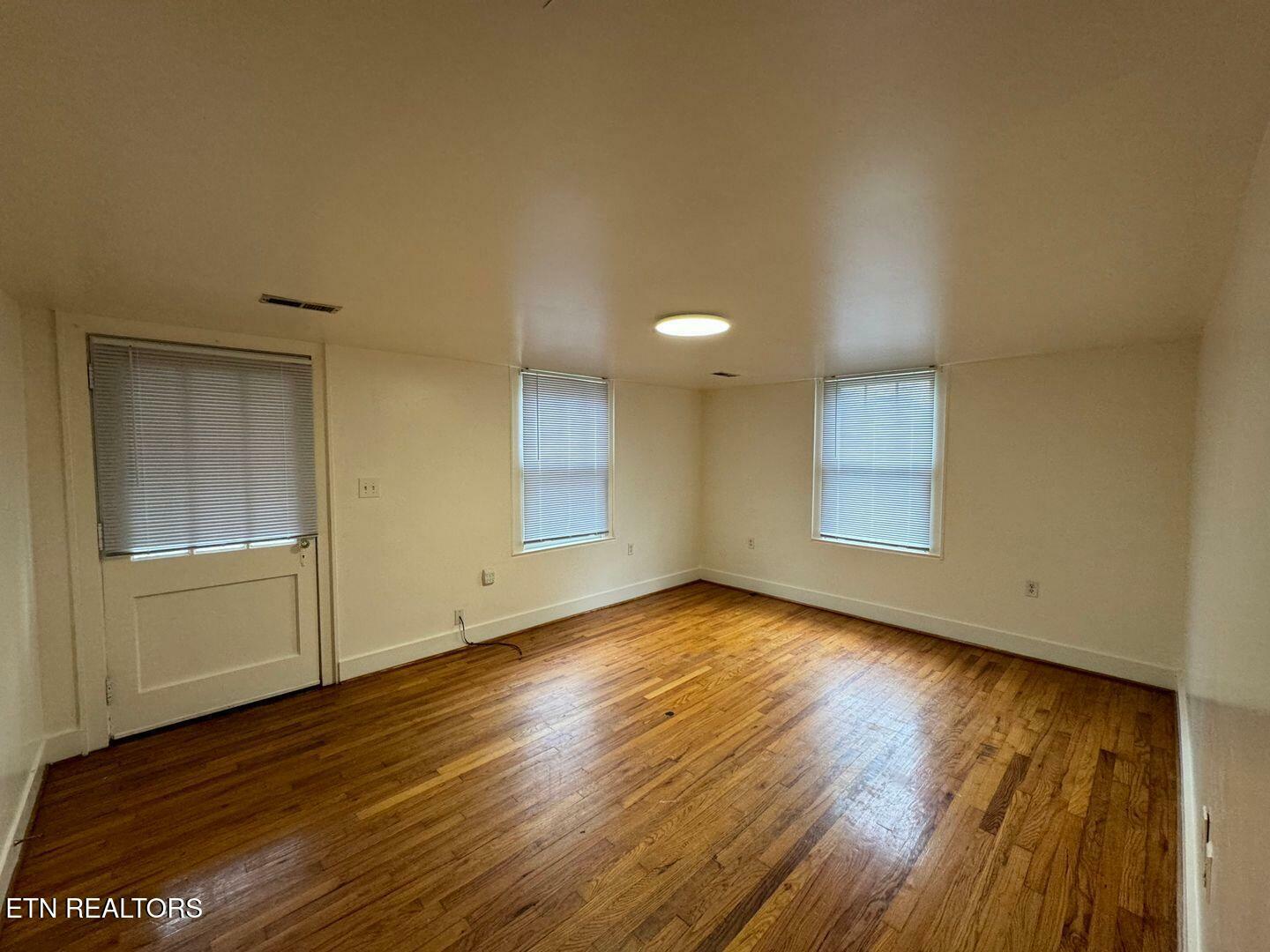 Property Photo: 718 Clark St TN 37803