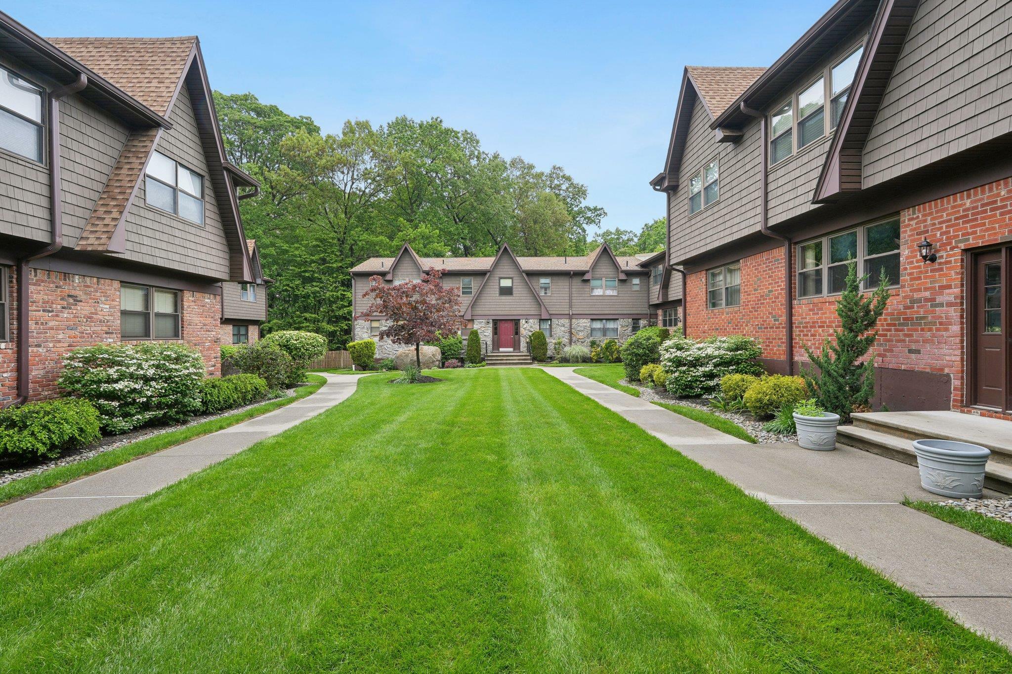 Property Photo: 52 Milford Lane 3A NY 10901
