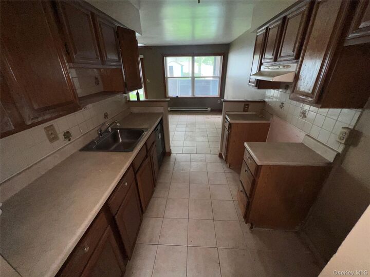 Property Photo: 5 Northgate Drive NY 12586