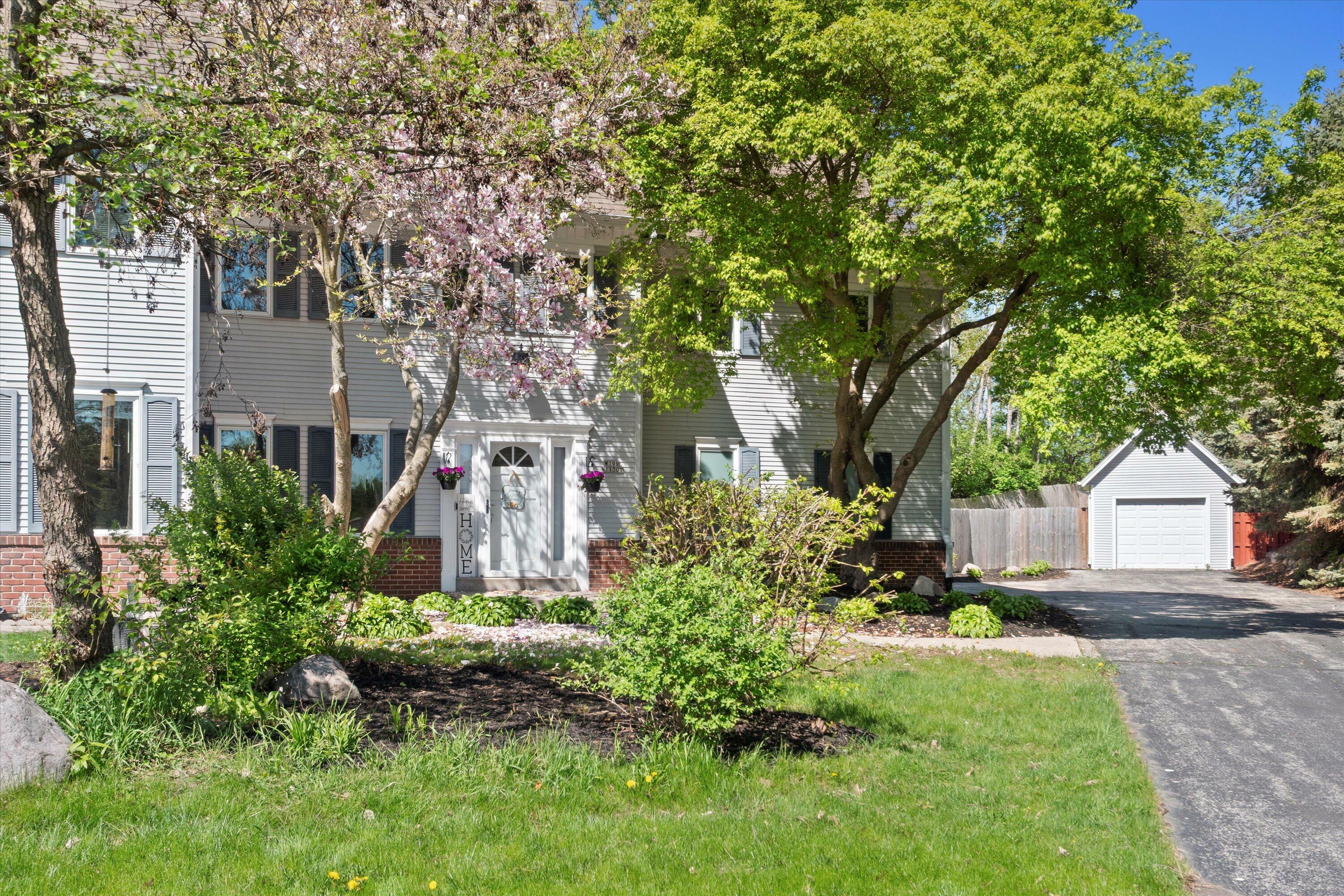 Property Photo: W199n11307 Rosewood Ct WI 53022