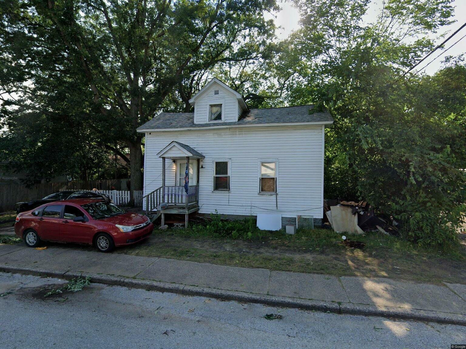 Property Photo: 1135 Holt Street MI 49442