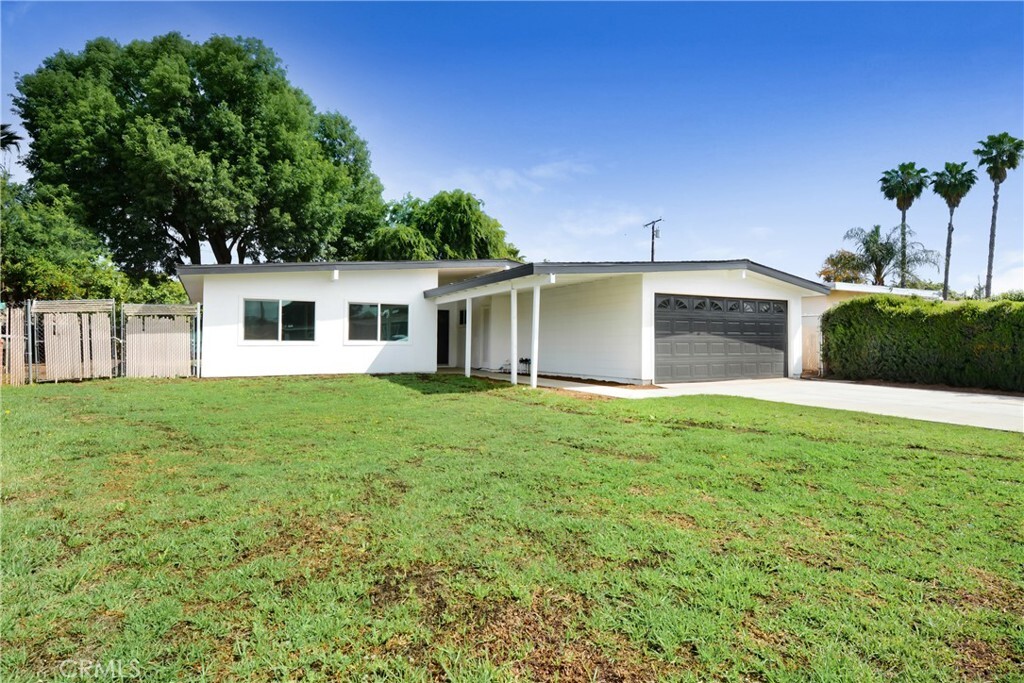 Property Photo: 2073 Arthur Avenue CA 91768