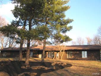 Property Photo:  820 Millfield Court  MO 63017 