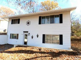 Property Photo:  1006 Huber Street  MO 63028 