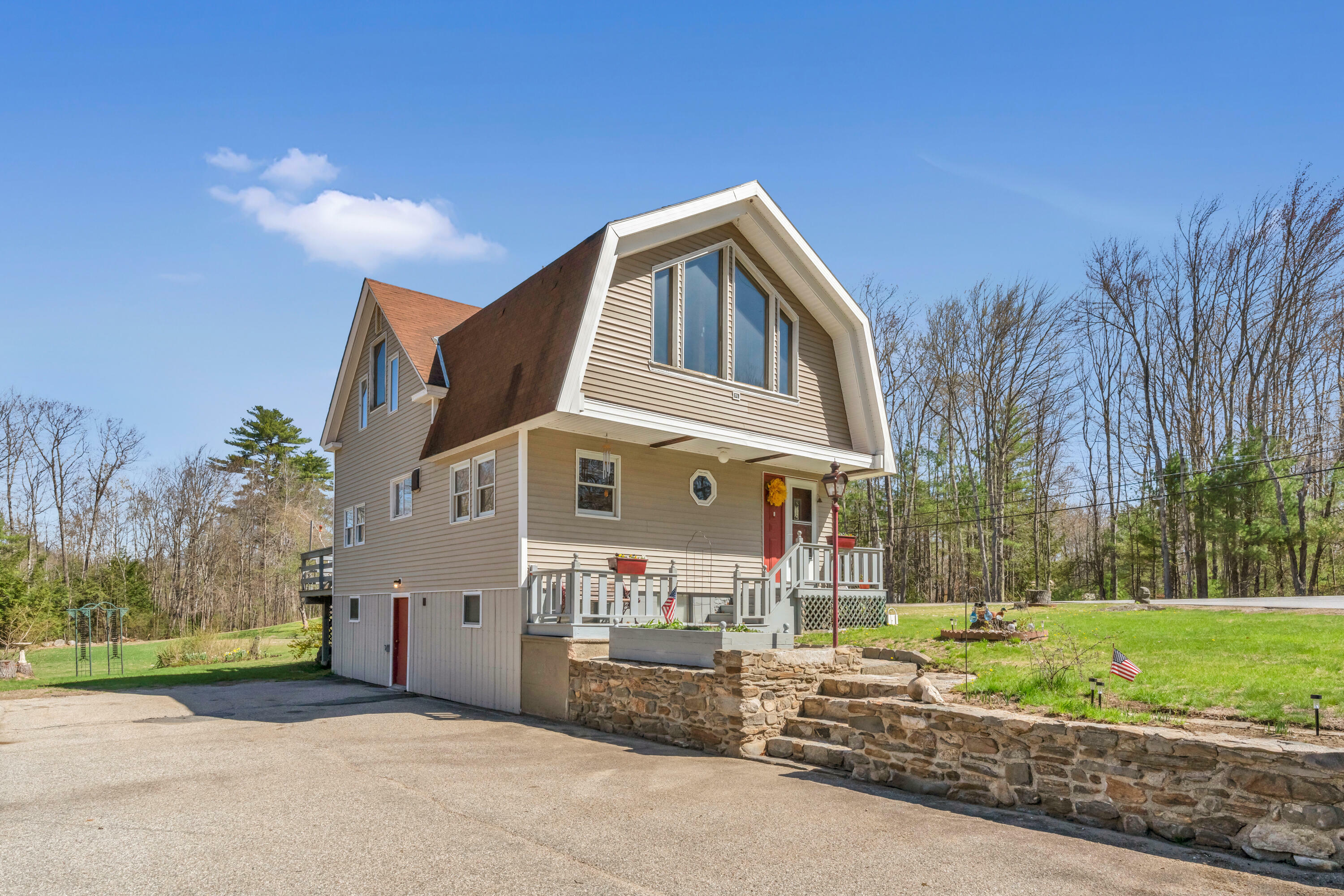 Property Photo: 502 Mansion Road ME 04042