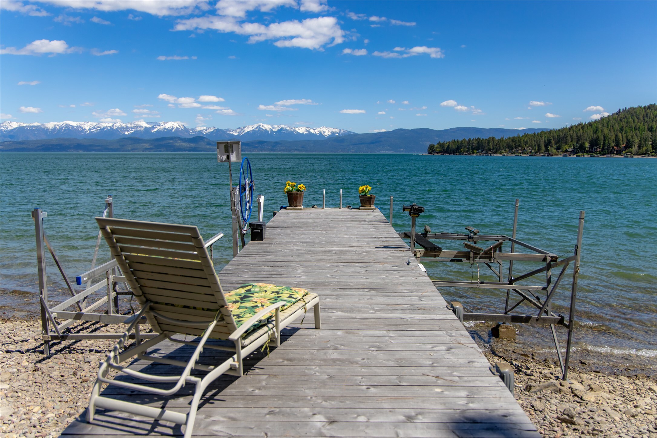 Property Photo: 941 Lakeside Boulevard MT 59922