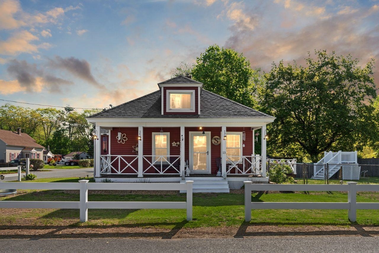 Property Photo: 13 Granite Avenue NH 03079
