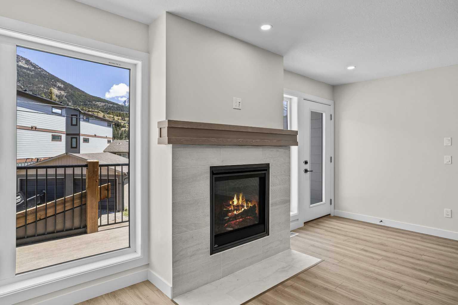 Property Photo:  1330 1st Avenue 114  AB T1W 1M4 