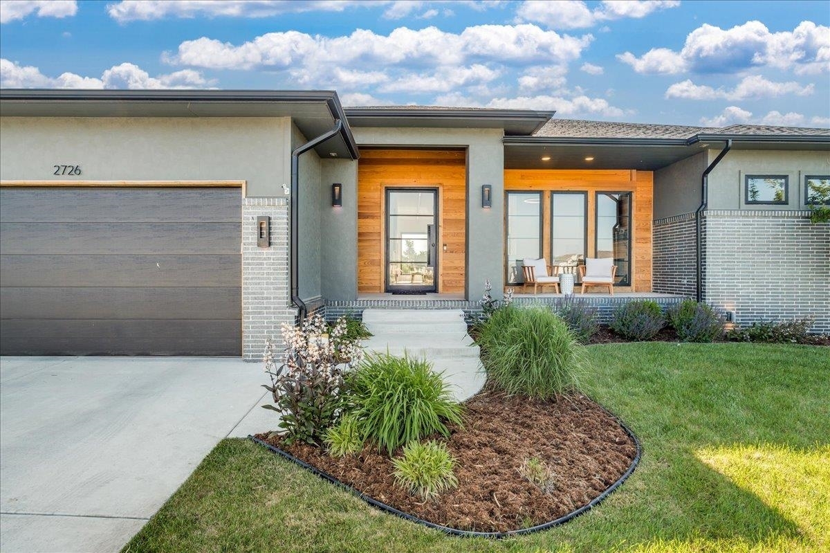 Property Photo: 2726 N Anna St. KS 67205