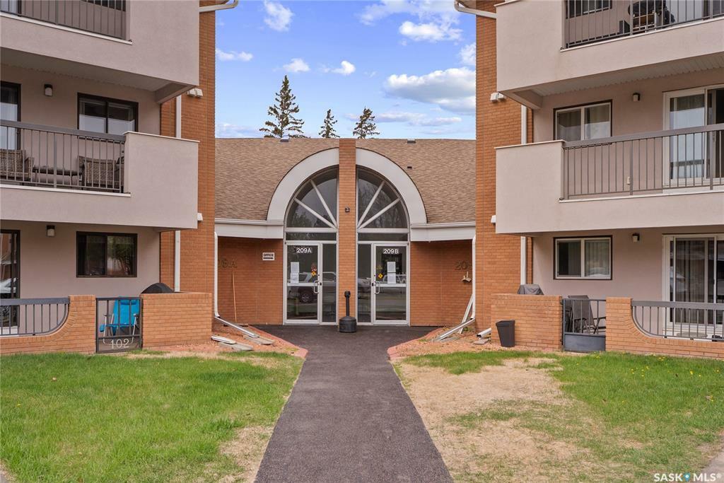Property Photo: 209A Cree Place 310 SK S7K 7Y9