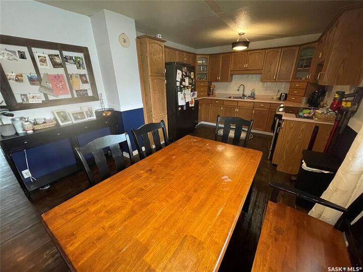 Property Photo: 409 4th Street W SK S9X 1Y4