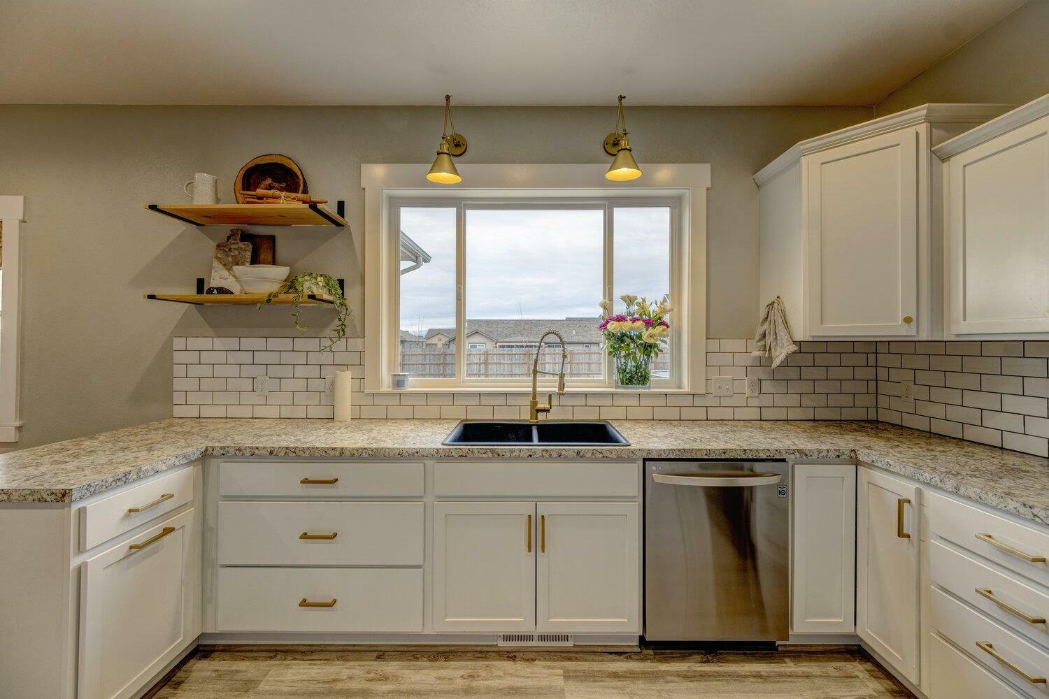 Property Photo: 1370 Stoneridge Drive WY 82839