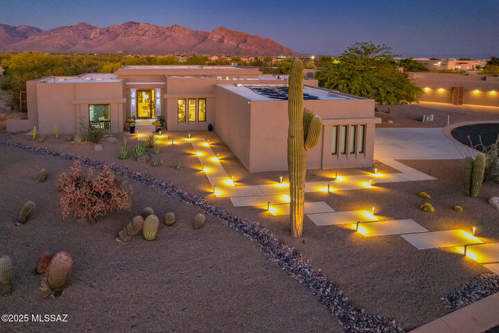 11930 N Mesquite Sunset Place  Oro Valley AZ 85742 photo