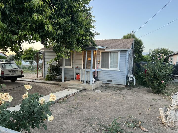 12478 1st Drive  Cutler CA 93615 photo