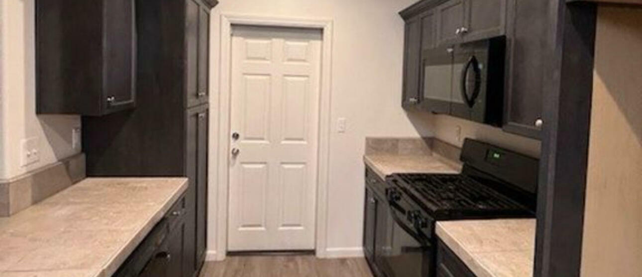 Property Photo: 30763 Bellwood Road CA 93277