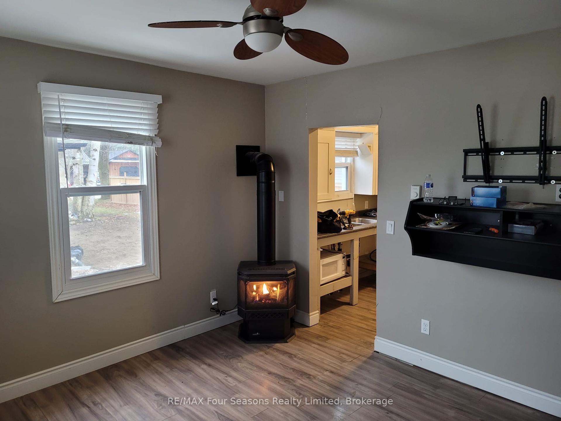 Property Photo: 557 Catherine Street ON N0H 2C1