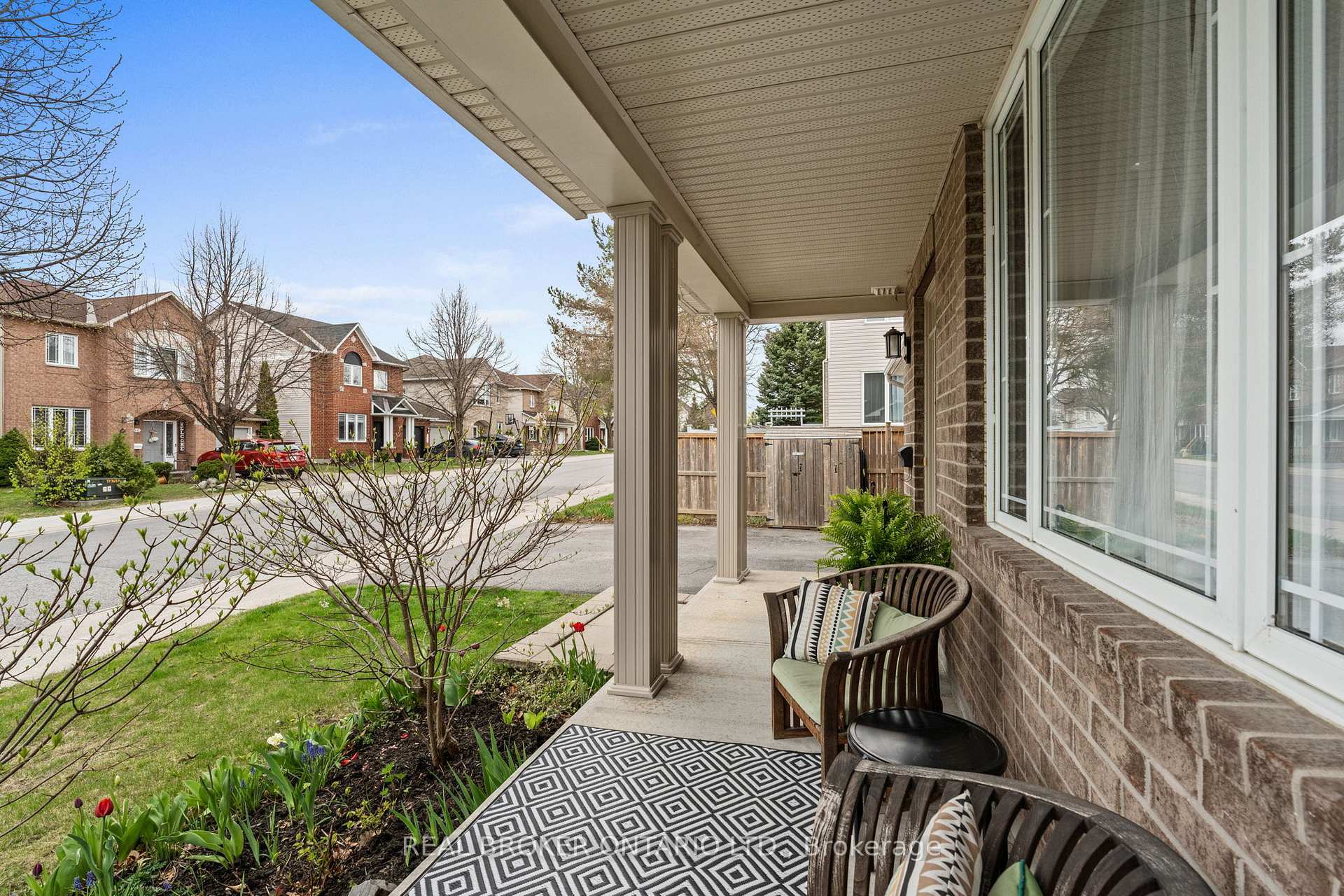 Photo de la propriété: 135 Rocky Hill Drive ON K2G 7B2