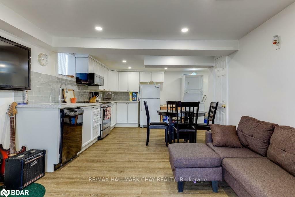Property Photo: 141 Ardagh Road ON L4N 3V5