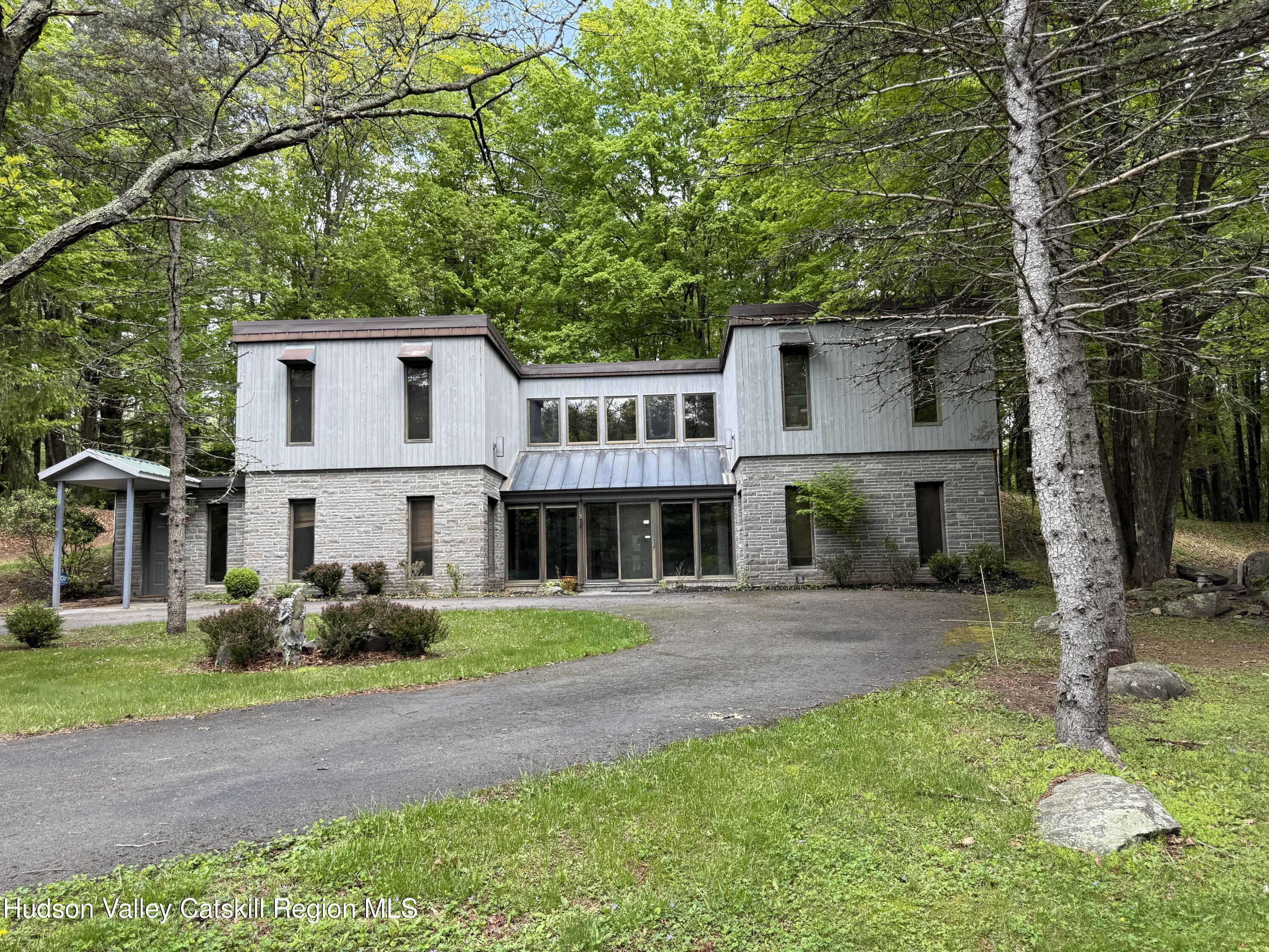 Property Photo:  46 Playhouse Lane  NY 12498 