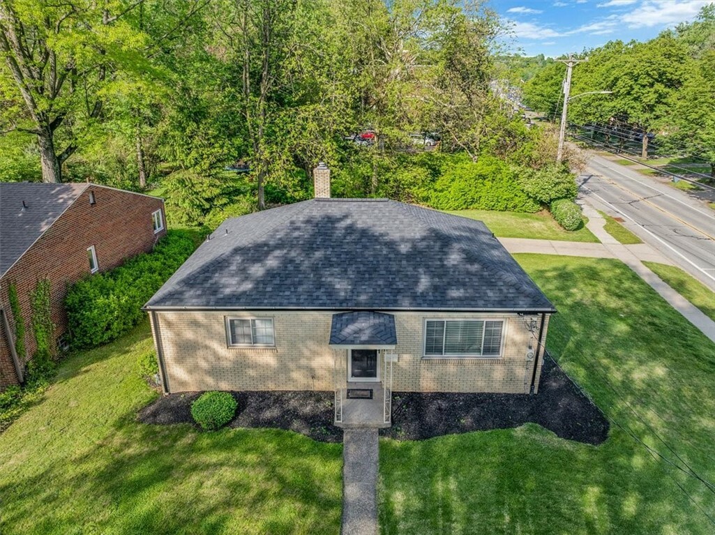 Property Photo:  417 Orchard Dr  PA 15228 
