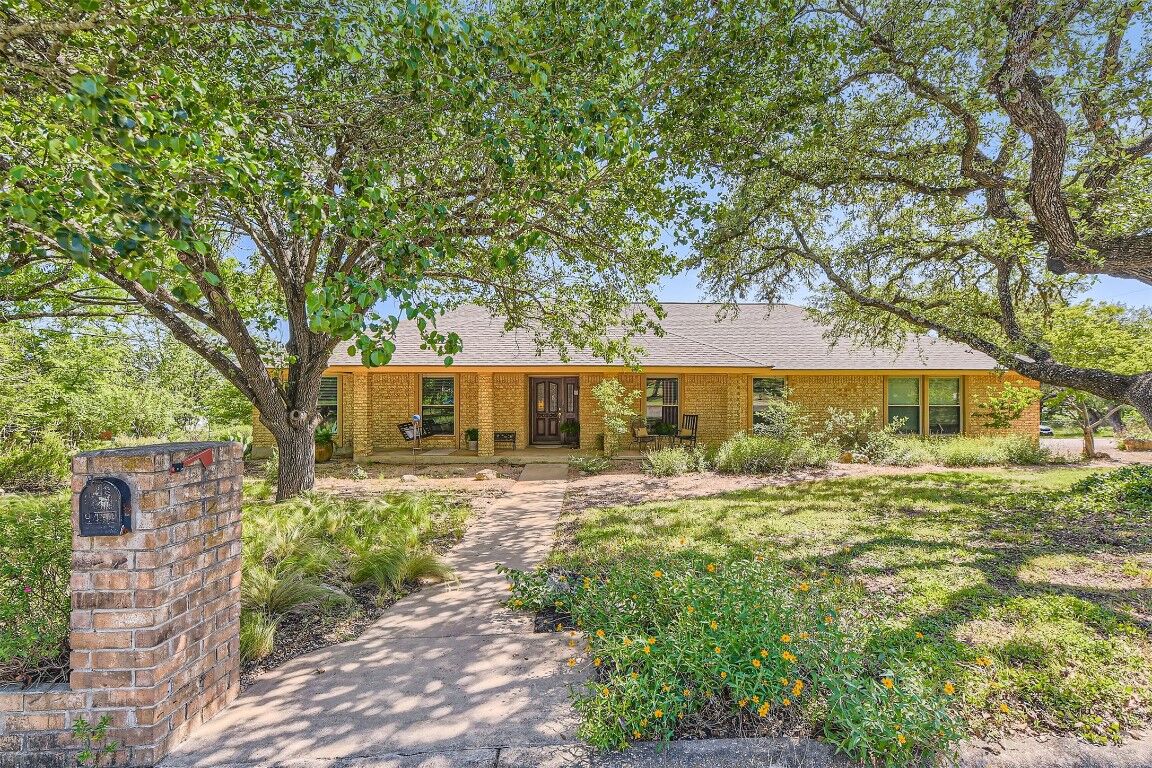 Property Photo: 9413 El Rey Boulevard TX 78737