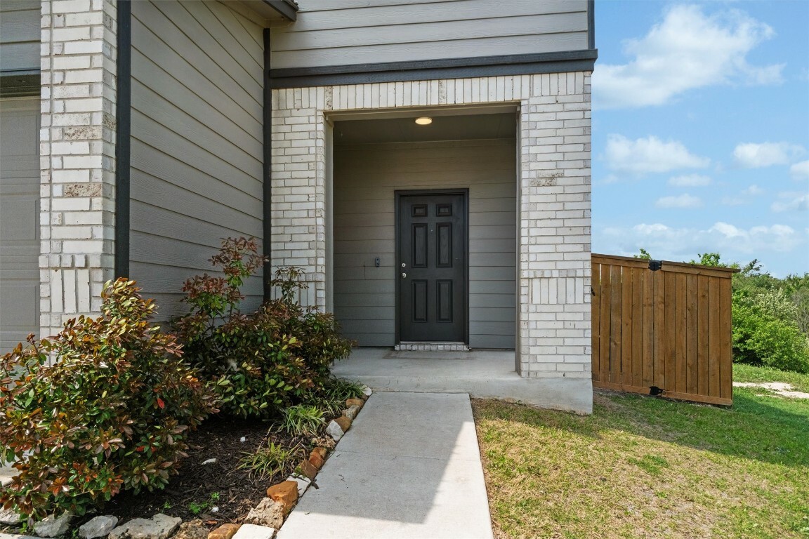 Property Photo: 925 Yellow Ribbon Cove TX 76537