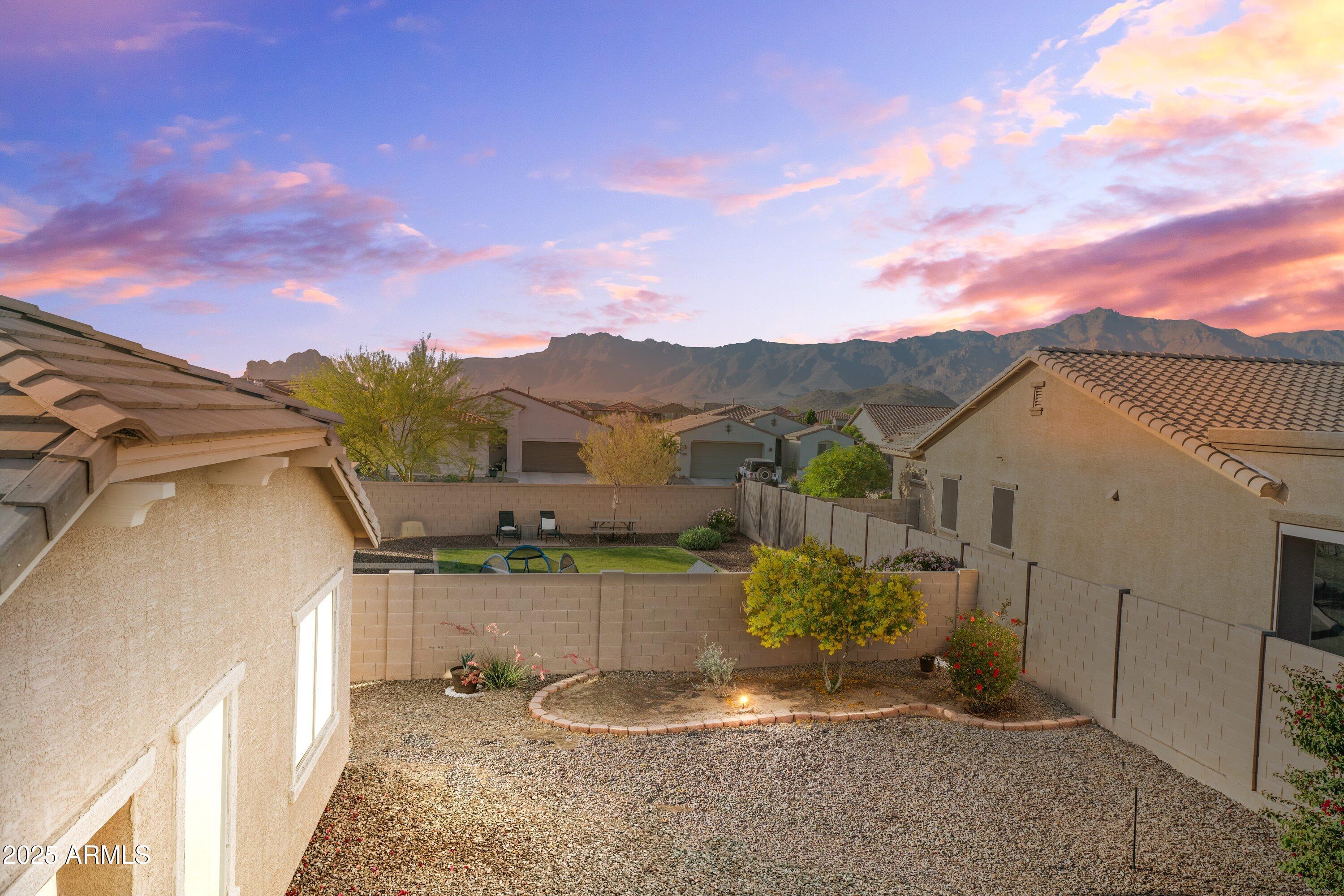 Property Photo: 7577 S Towel Creek Drive AZ 85118
