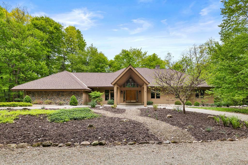 Property Photo: 1281 Twp Rd 653 OH 44805