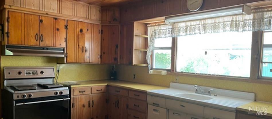Property Photo: 20226 Willow Road CA 95462
