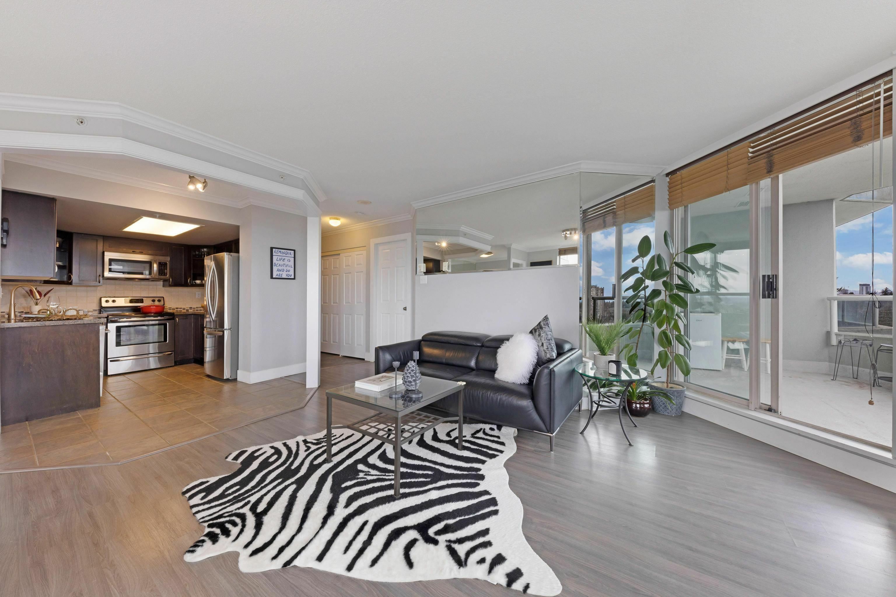 Property Photo: 10082 148 Street 1805 BC V3R 0S3