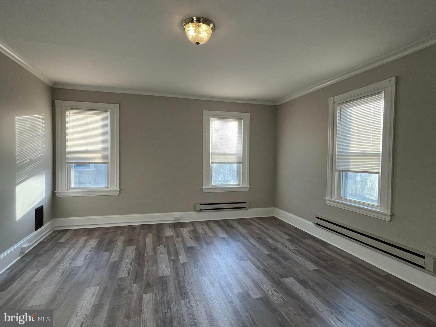 Property Photo: 28 Park Avenue 2nd Floor PA 19075