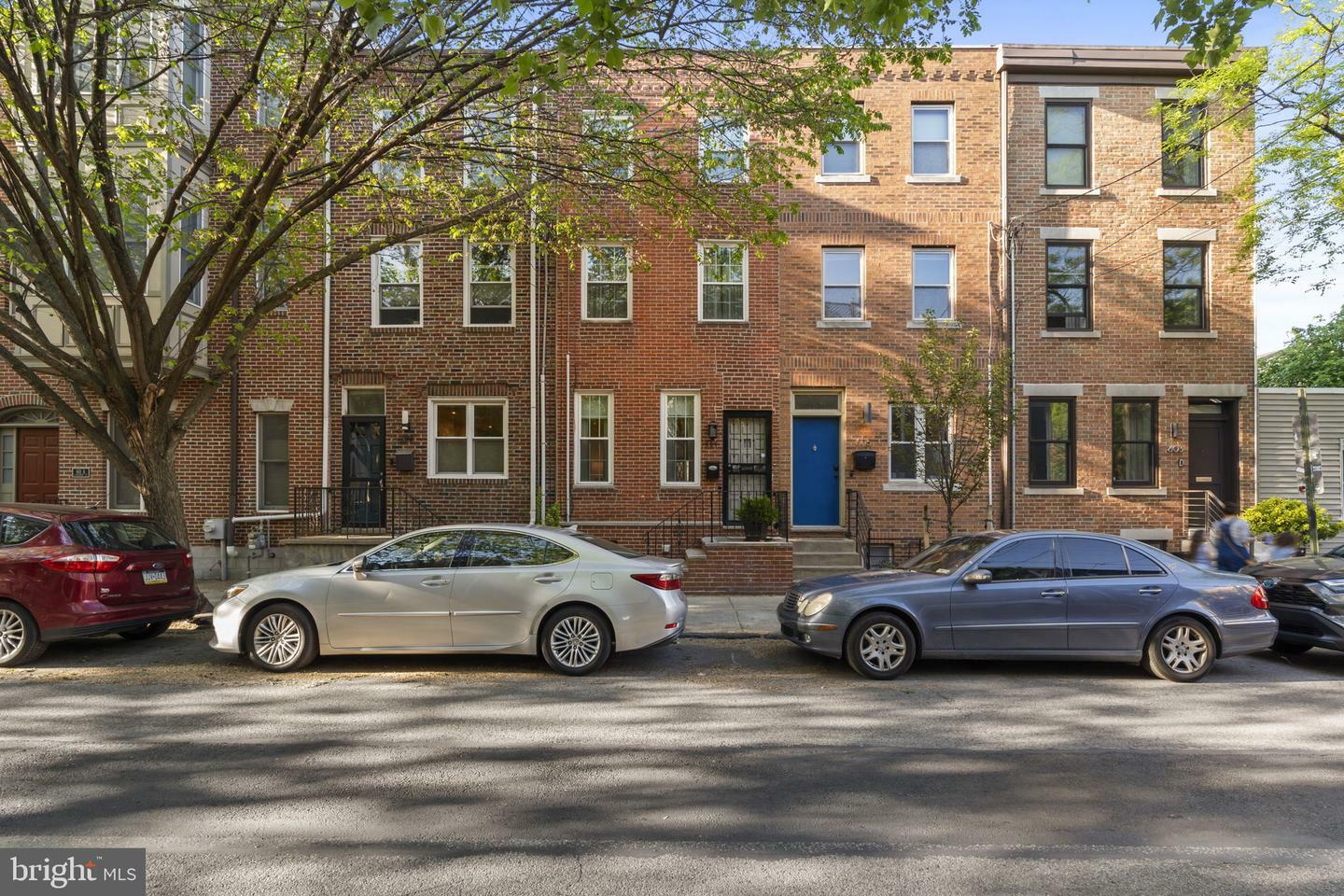 607 Catharine Street  Philadelphia PA 19147 photo