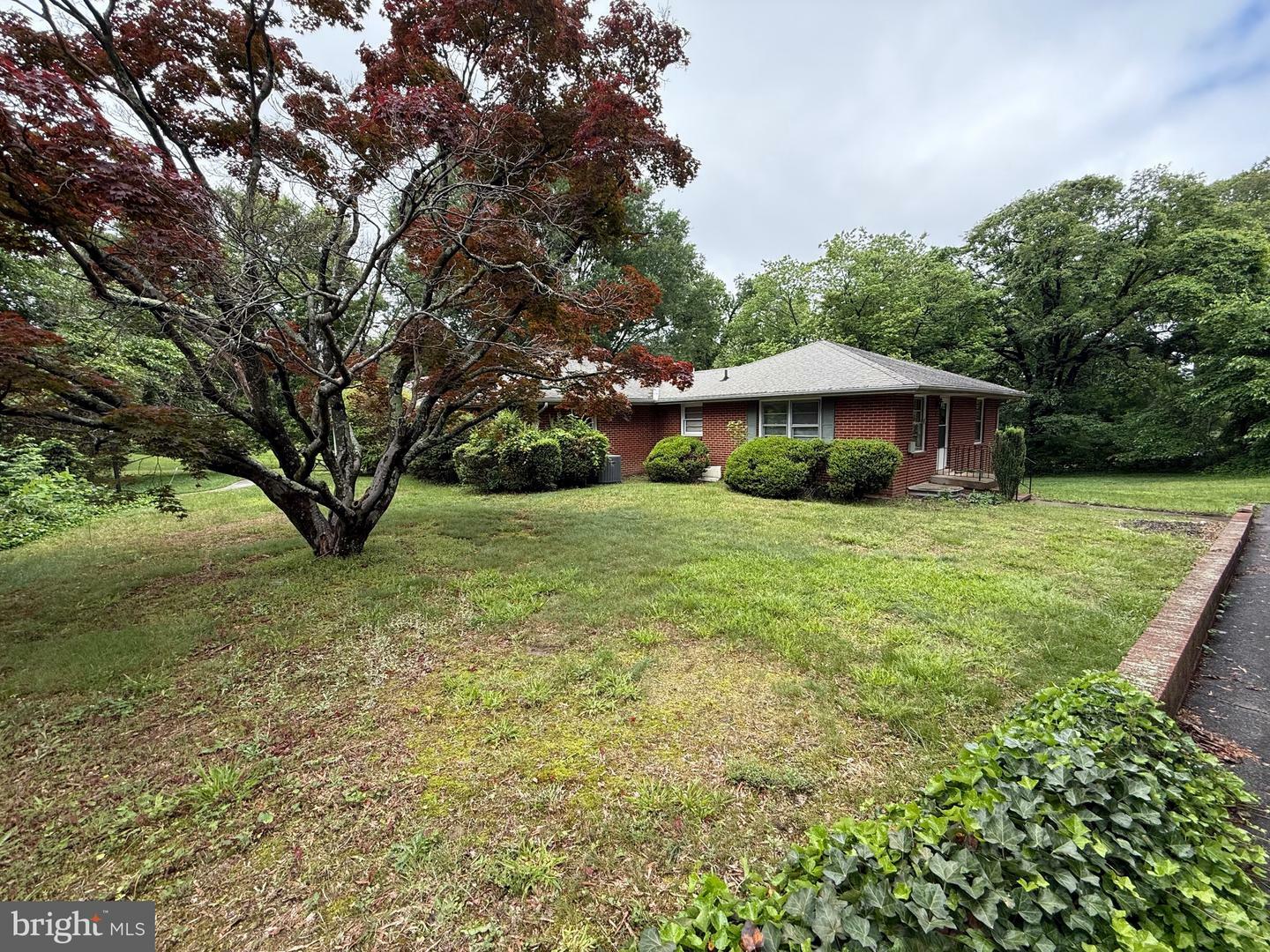 Property Photo: 117 Courtland Drive 2 VA 22401