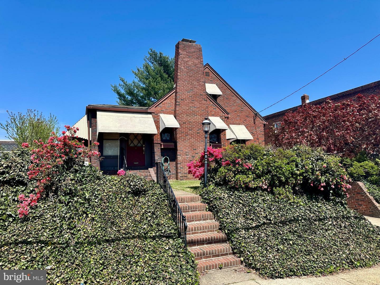 Property Photo: 7426 Loretto Avenue PA 19111