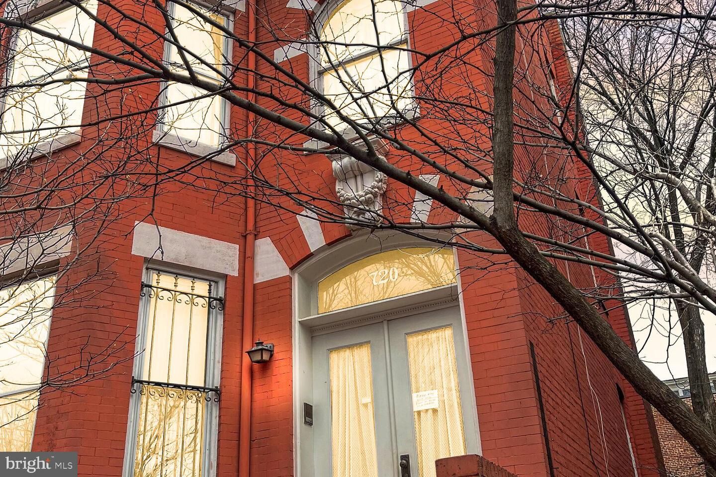 Property Photo:  720 A Street SE  DC 20003 