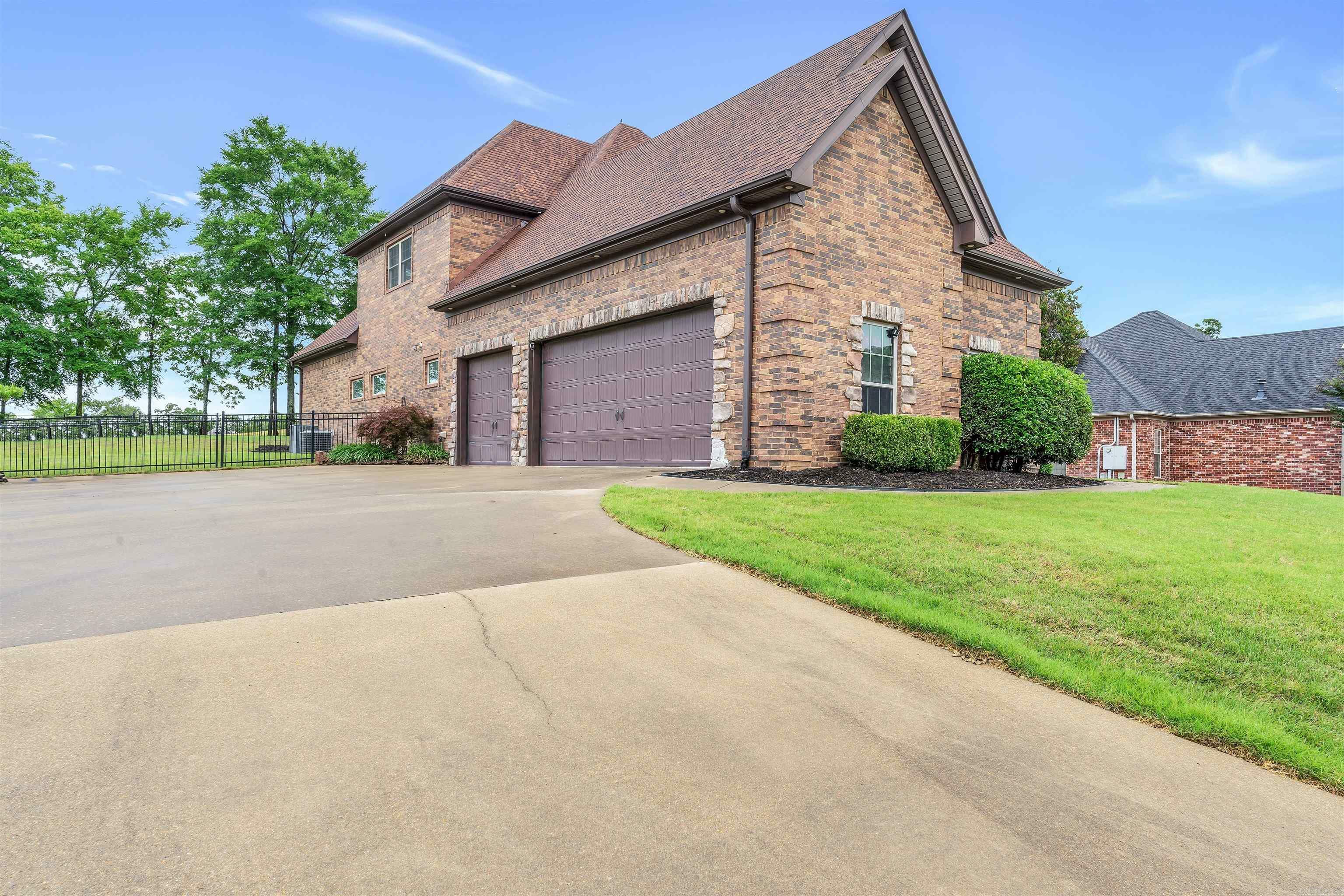 Property Photo: 4408 Lochmoor AR 72405