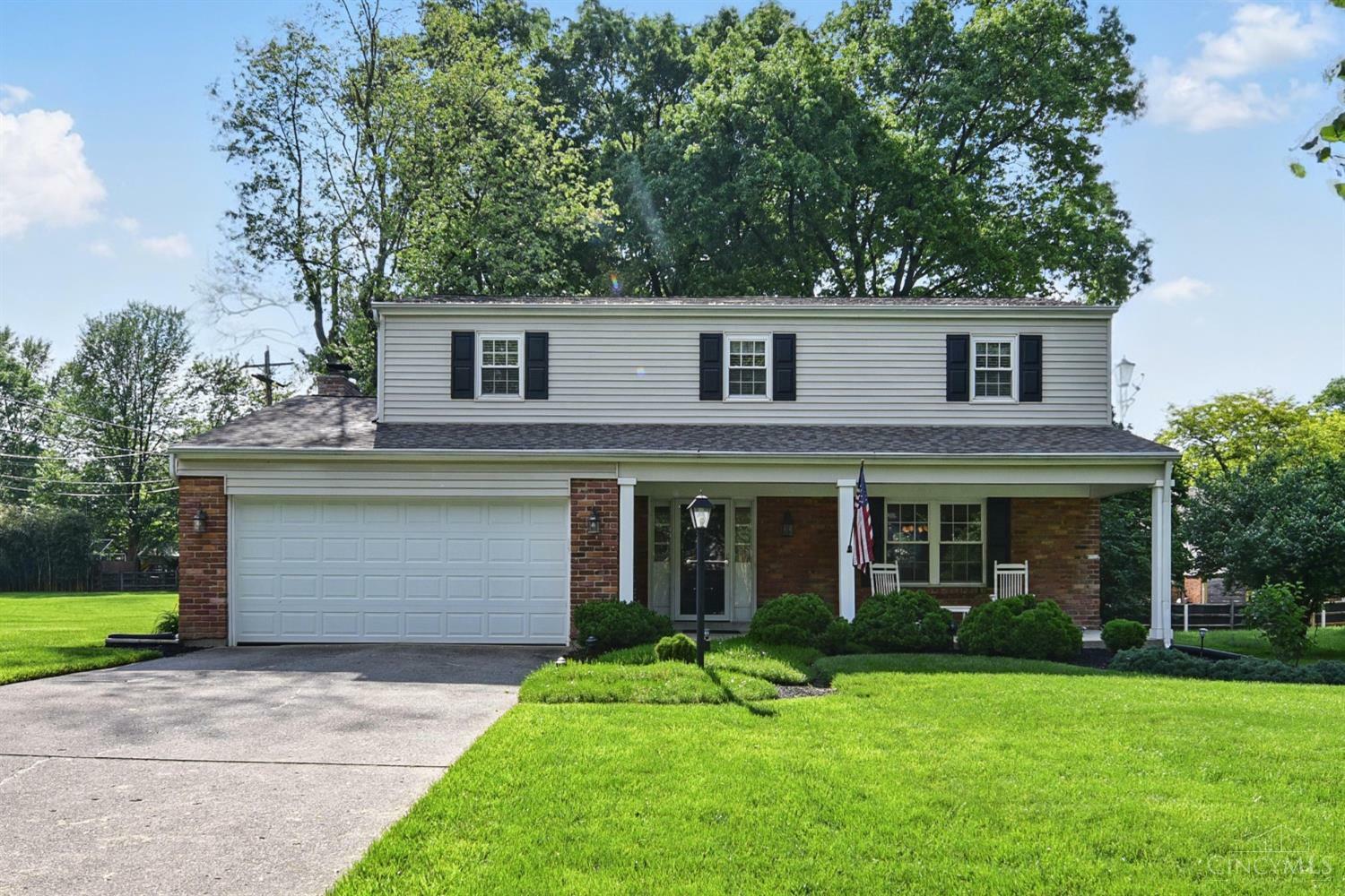 Property Photo: 8547 Holiday Hills Drive OH 45255