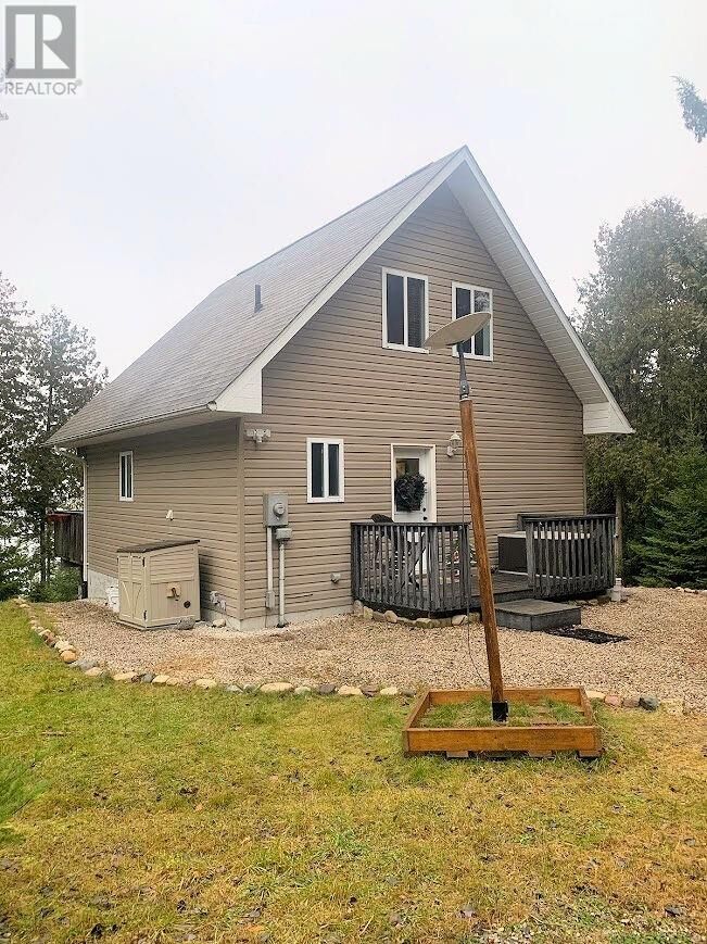 664 Water Street — photo 1